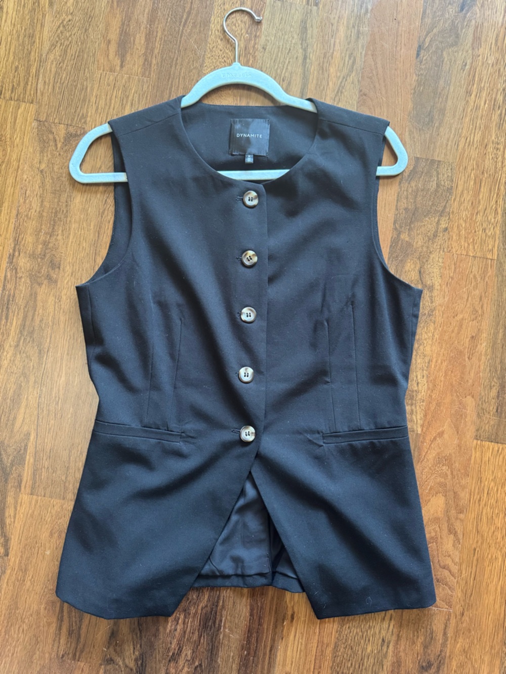 Dynamite Black Label Scoop-Neck Shell Top